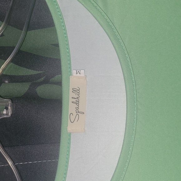 NWOT Cute Kiwi dress - Picture 2 of 2